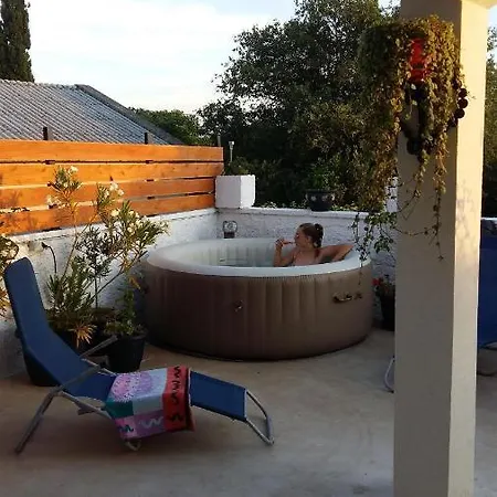 Tina Apartament Novi Vinodolski