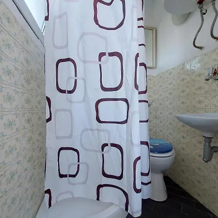 Tina Apartament Novi Vinodolski