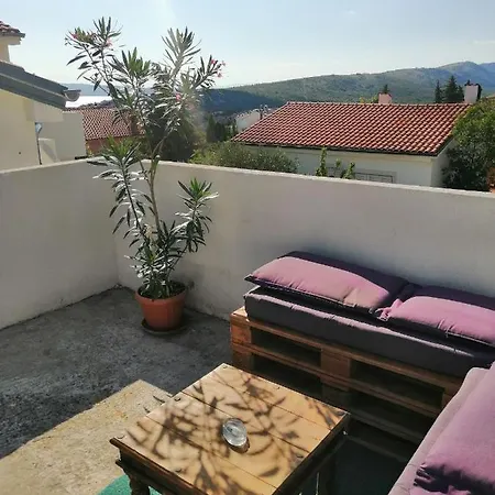 Tina * Novi Vinodolski